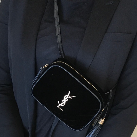 ❌SOLD❌ YVES SAINT LAURENT BELT BAG - Picture 5 of 5